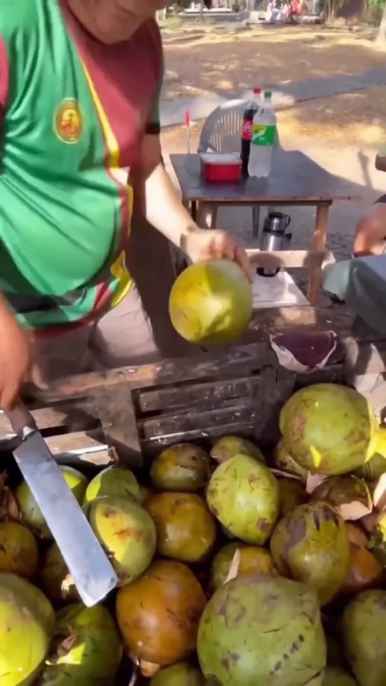 Cut Coconut Water Viral Video